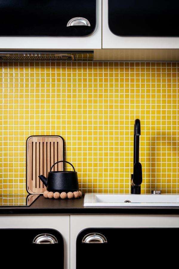 Deluxe Studio,1162721676:JPEG